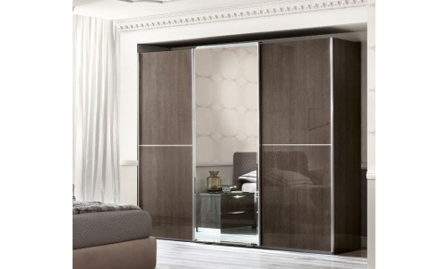 Spinta Platinum 3 stumdomų durų (su veidrodžiu)
